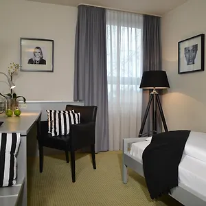 Hotel Friends Colonia